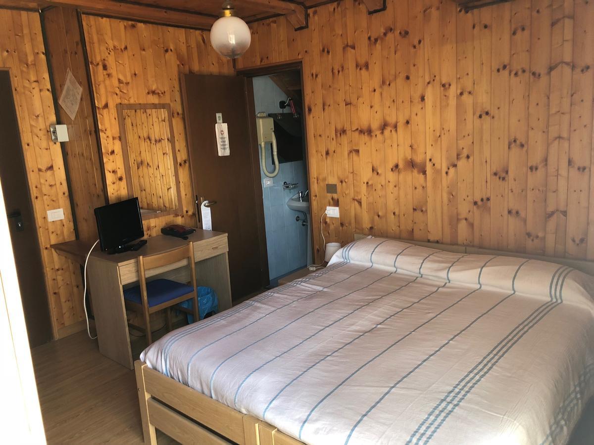 Albergo La Perla Craveggia Екстериор снимка